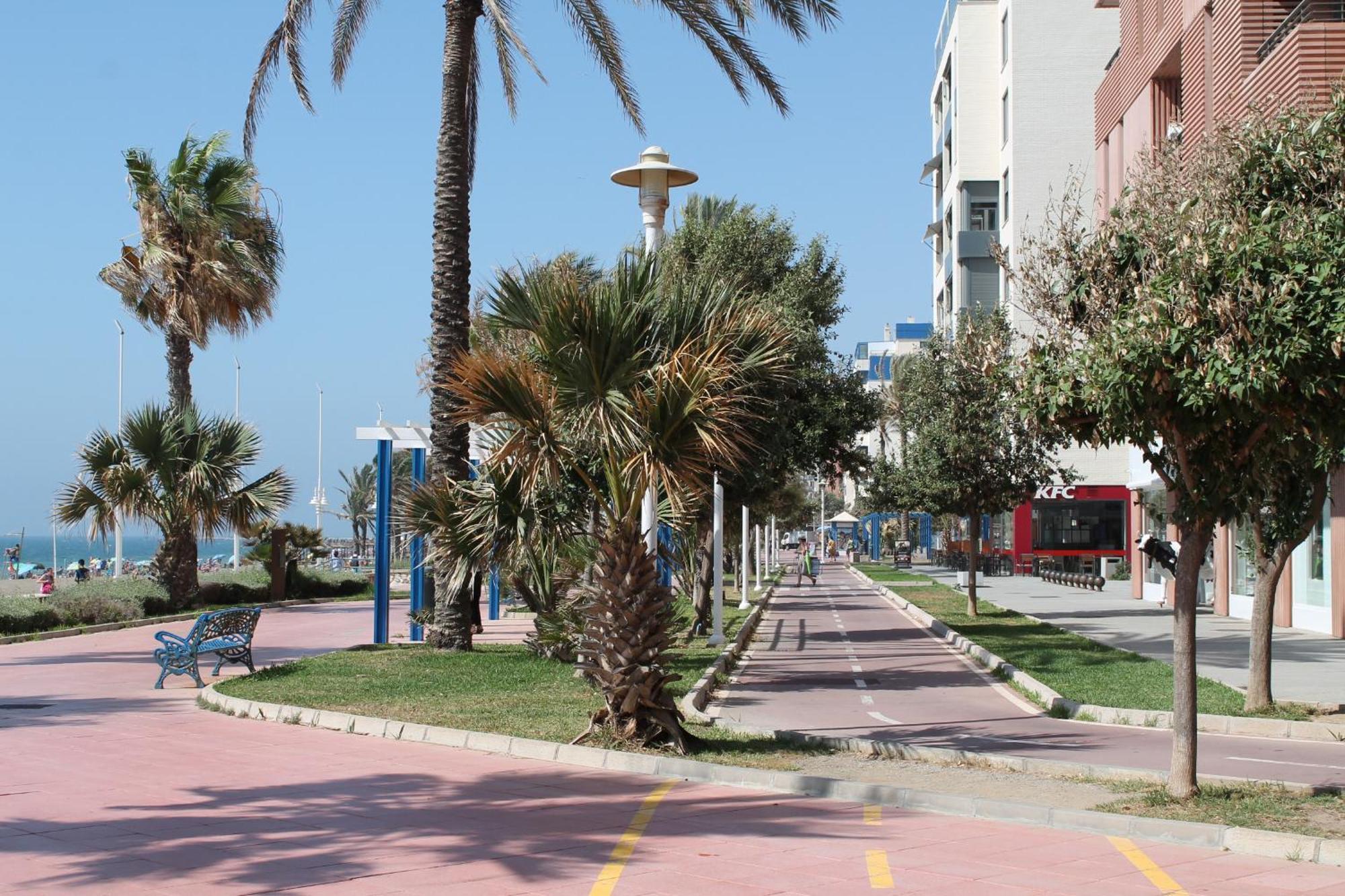 شقة Paseo Maritimo مالقة المظهر الخارجي الصورة